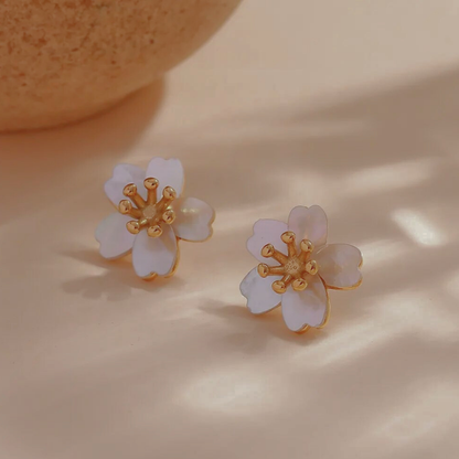 Daisy Pearl Earrings