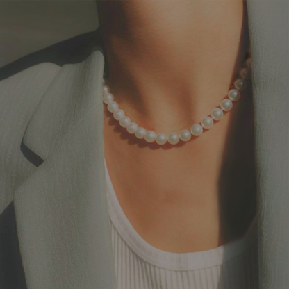 Classic Pearl Necklace